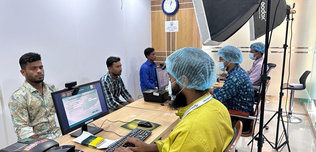 Biometric verification system for health records