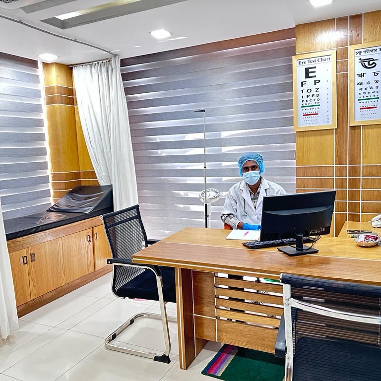 Consultant Radiologist Evaluating Chest X-Ray Reports